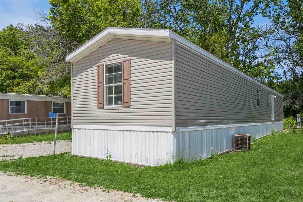 5 Parkside Estates Road, Unit 5 Washington, IA 52353 - Photo 1 of 25 Gallery Image 1