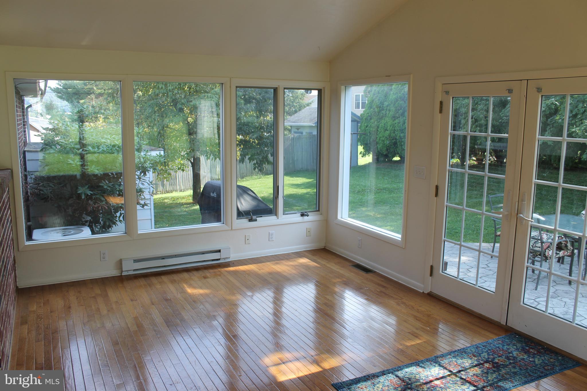 3035 Dundee Road York, PA 17406 - Photo 15 of 36 Gallery Image 15