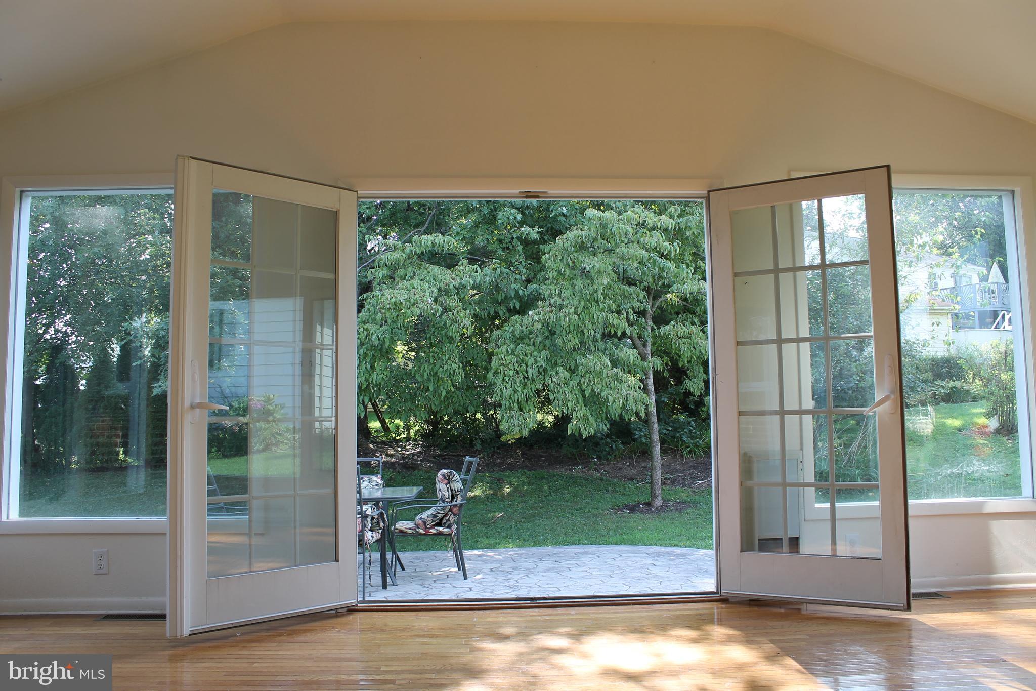3035 Dundee Road York, PA 17406 - Photo 17 of 36 Gallery Image 17