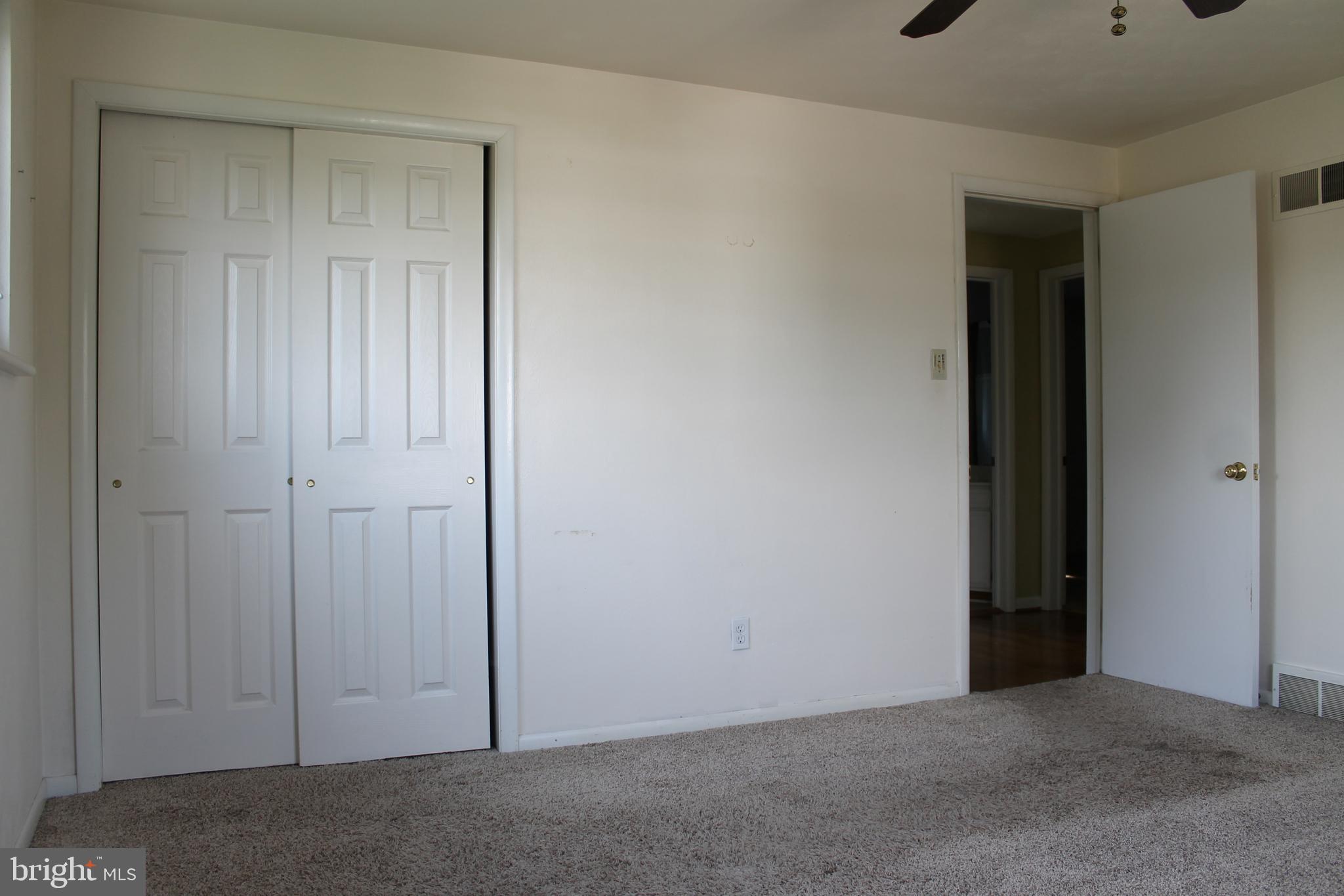 3035 Dundee Road York, PA 17406 - Photo 22 of 36 Gallery Image 22