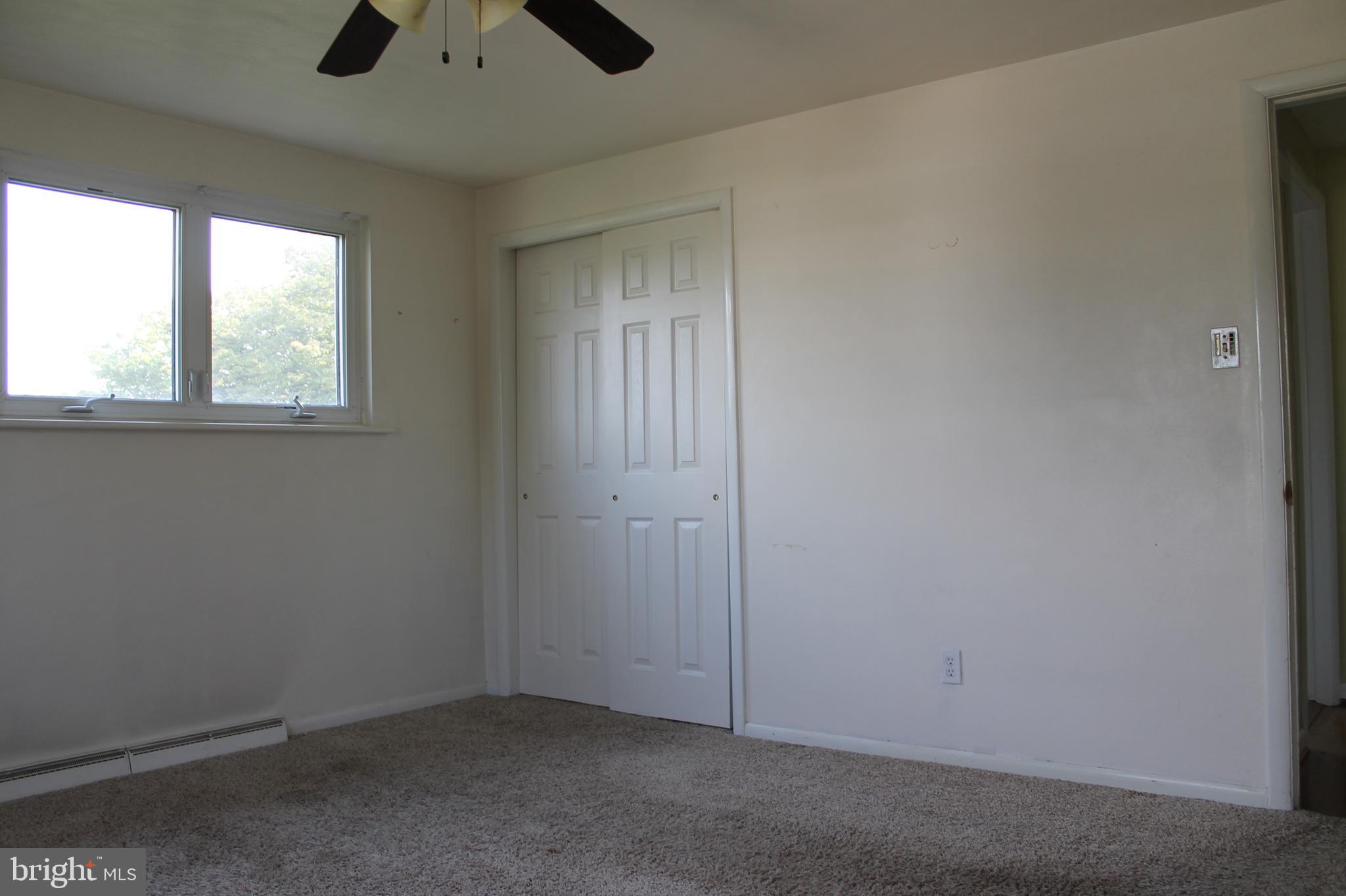 3035 Dundee Road York, PA 17406 - Photo 23 of 36 Gallery Image 23