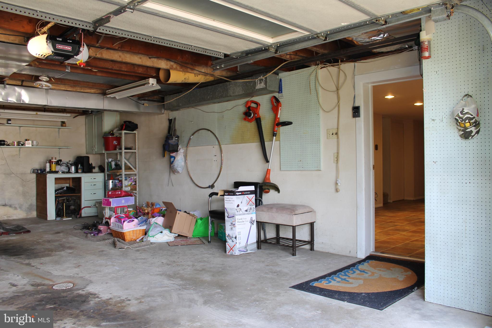 3035 Dundee Road York, PA 17406 - Photo 30 of 36 Gallery Image 30