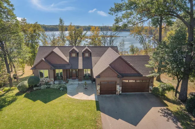 $675,000 | 13343 Lake Place Road, Zimmerman, MN 55398