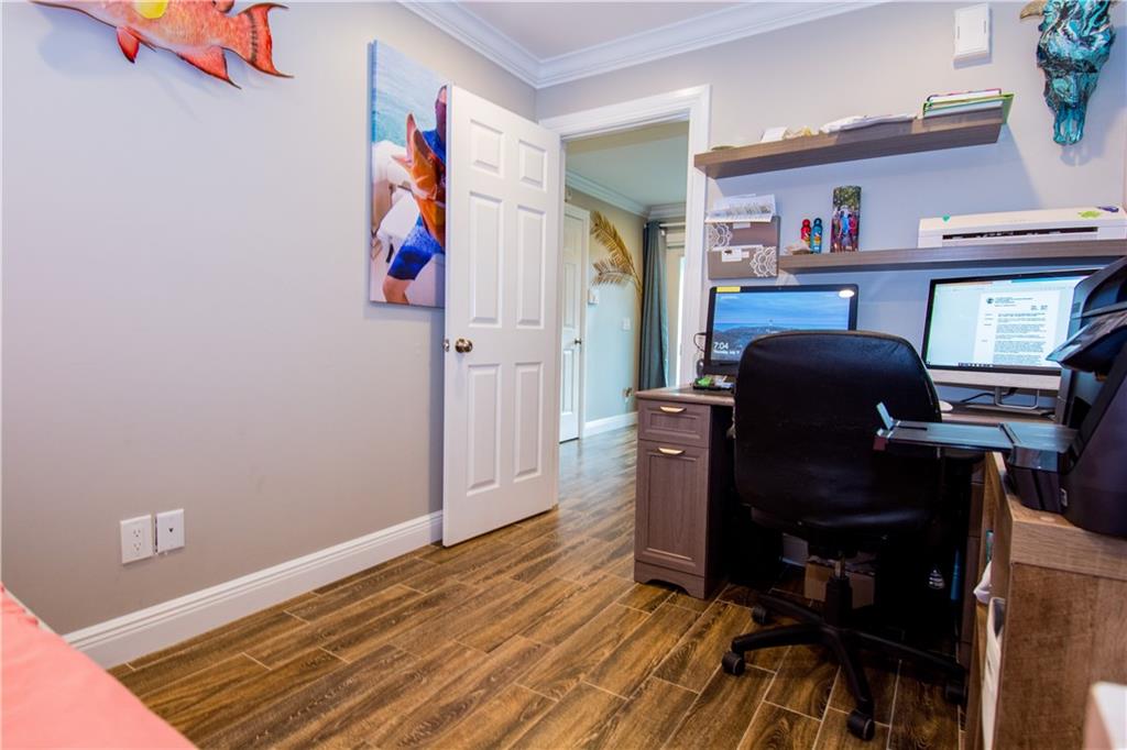 8931 Southwest Avocado Lane Stuart, FL 34997 - Photo 41 of 54 Gallery Image 41