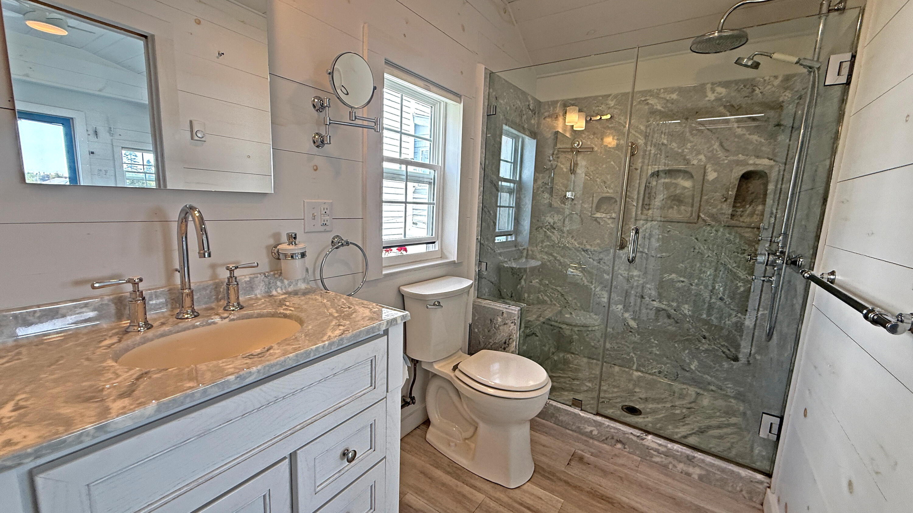 16 Monument Street Lubec, ME 04652 - Photo 10 of 63 Luxury Cottage