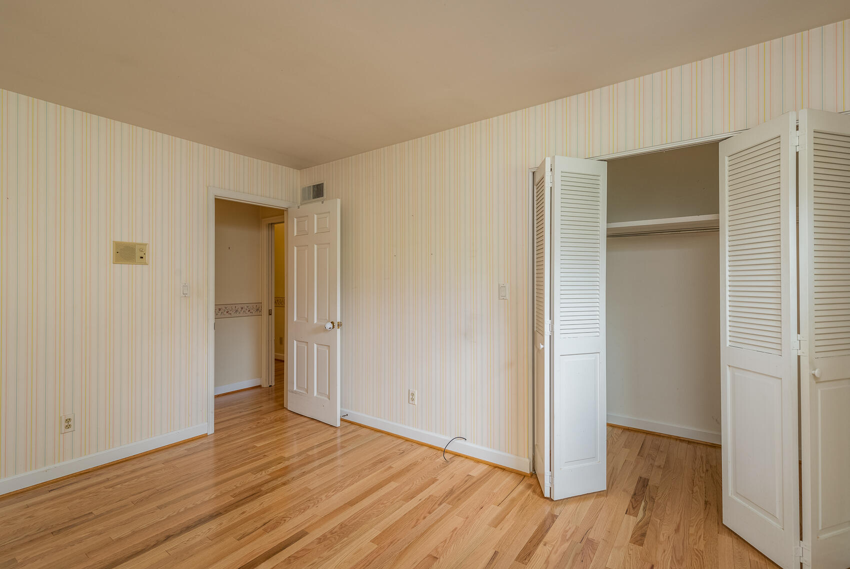 127 Riviera Road Lexington, KY 40509 - Photo 13 of 37 127 Riviera Rd_-10