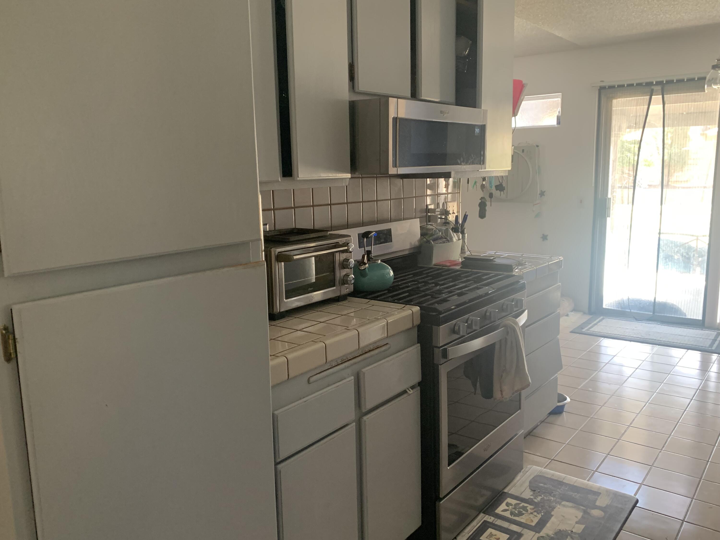 39267 Willowvale Road Palmdale, CA 93551 - Photo 8 of 19 IMG-2645