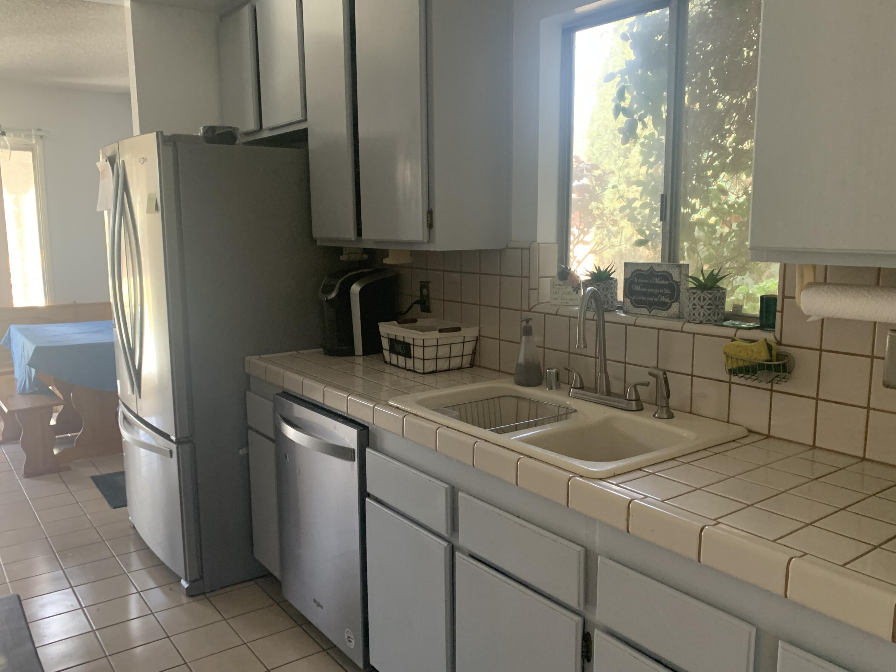 39267 Willowvale Road Palmdale, CA 93551 - Photo 9 of 19 IMG-2643