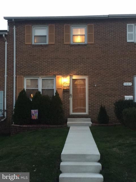 1069 Downton Road Halethorpe, MD 21227 - Photo 1 of 21 Exterior (Front)