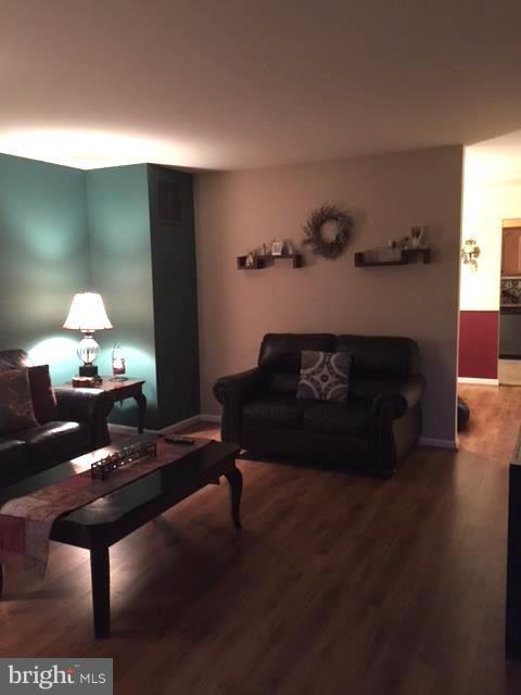 1069 Downton Road Halethorpe, MD 21227 - Photo 2 of 21 Family Room