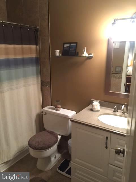 1069 Downton Road Halethorpe, MD 21227 - Photo 11 of 21 Bath (Master)