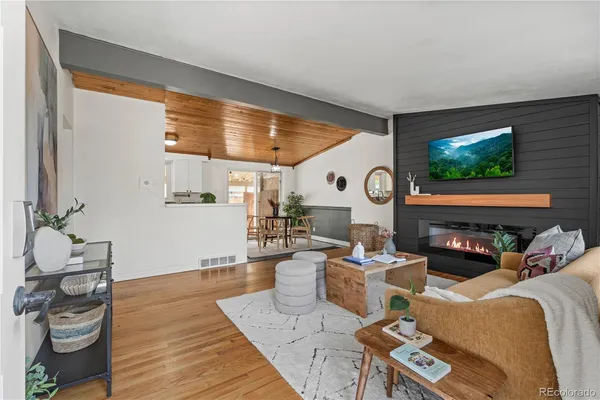 $2,925 | 7941 Zuni Street, Denver, CO 80221