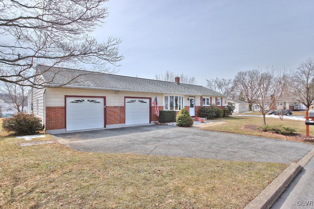 638 Arndt Road Easton, PA 18040 - Photo 2 of 35 Gallery Image 2