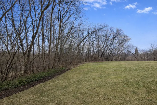 $1,900 | 224 East Rimini Court, Unit 1A, Palatine, IL 60067