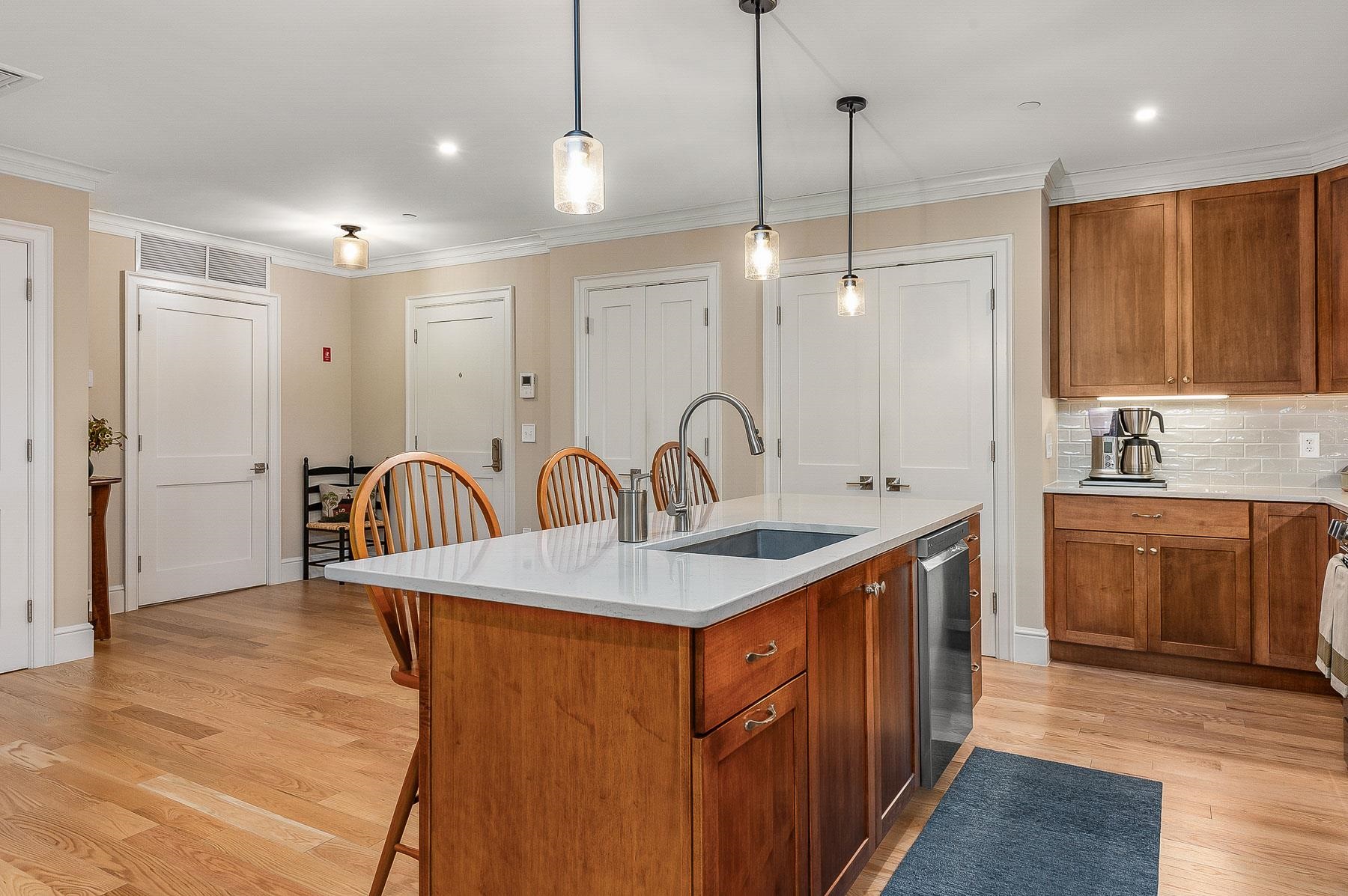 32 Willey Creek Road, Unit 203 Exeter, NH 03833 - Photo 3 of 39