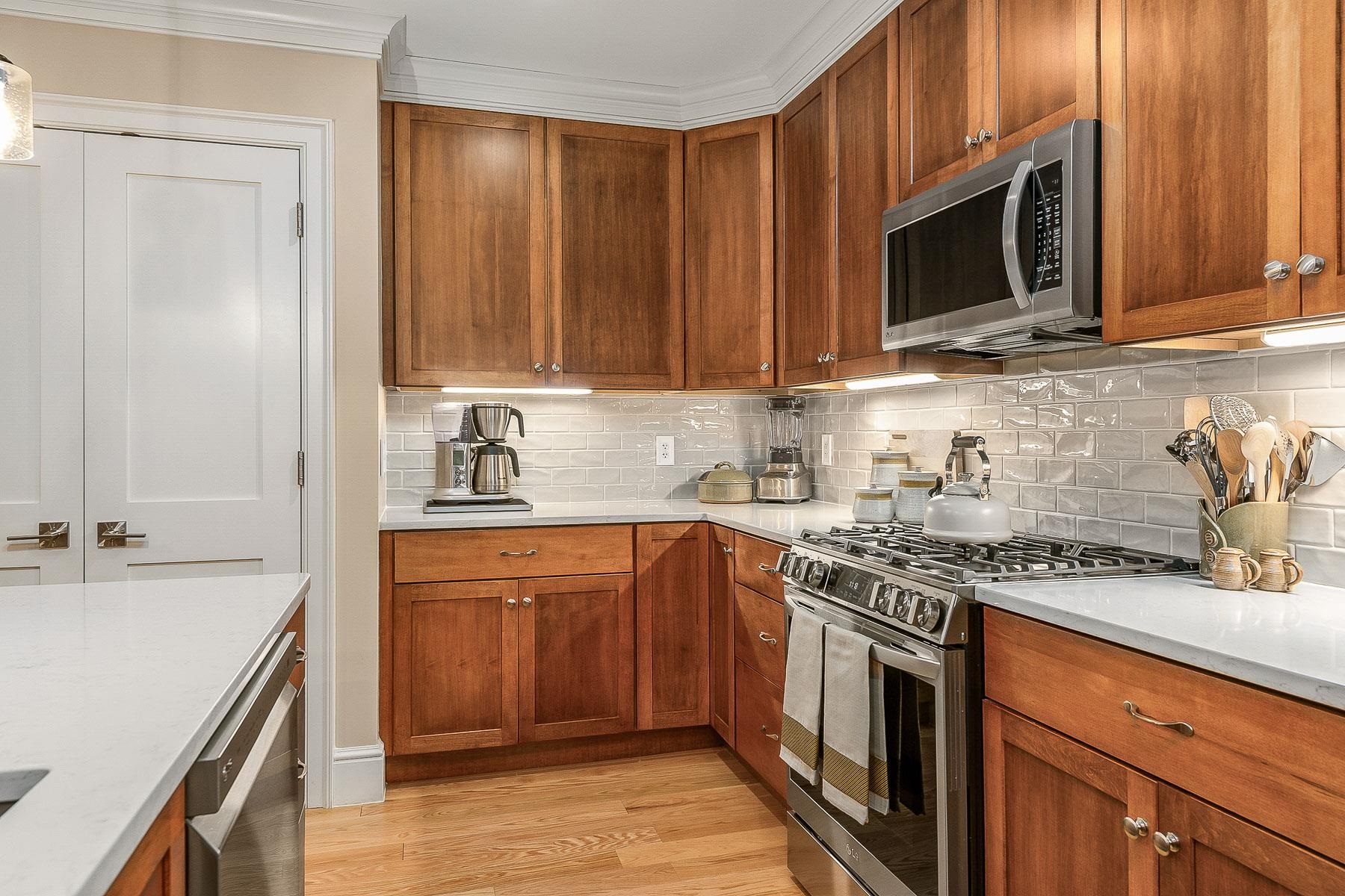 32 Willey Creek Road, Unit 203 Exeter, NH 03833 - Photo 4 of 39