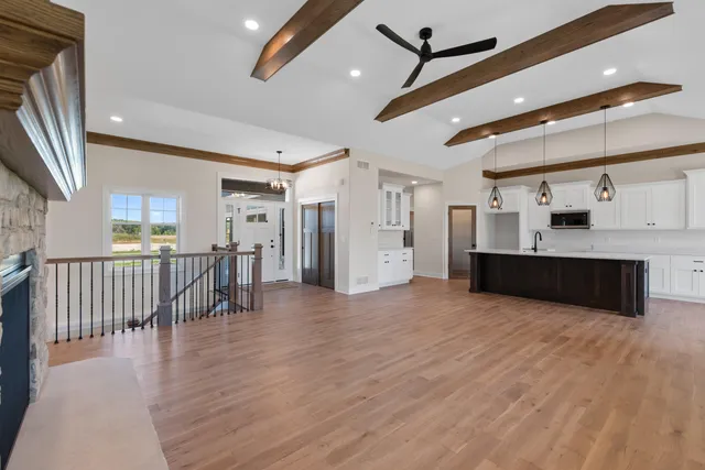 $724,900 | 325 Sandstone Street, Slinger, WI 53086