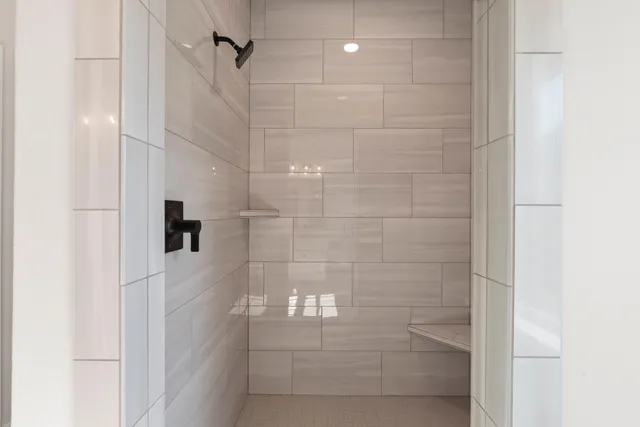 $724,900 | 325 Sandstone Street, Slinger, WI 53086