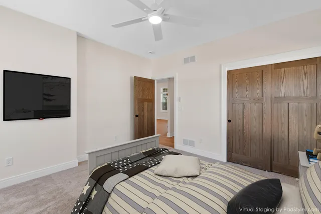 $724,900 | 325 Sandstone Street, Slinger, WI 53086