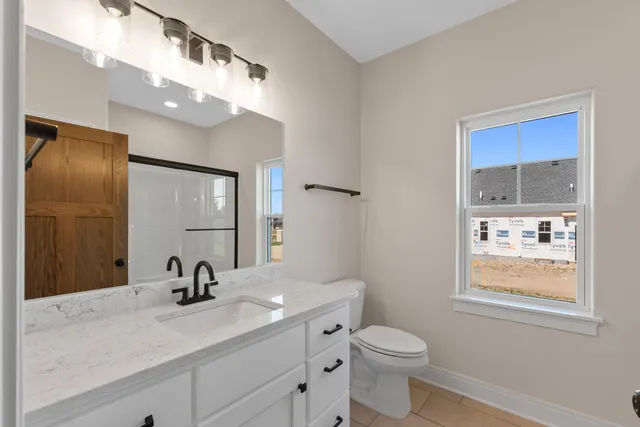 $724,900 | 325 Sandstone Street, Slinger, WI 53086