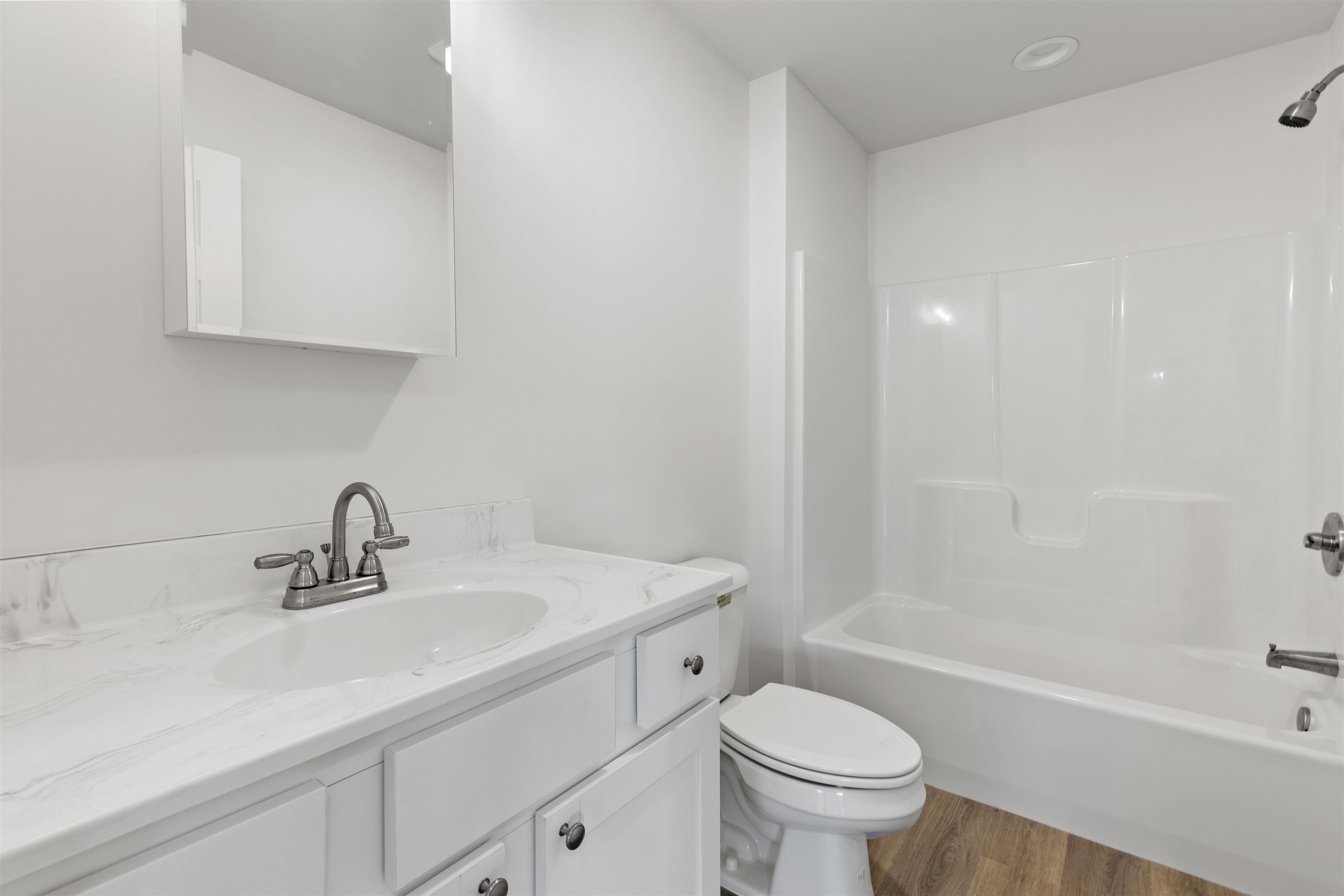 108 Sunray Road Del Haven, NJ 08251 - Photo 20 of 36 a bathroom with a sink toilet and a tub