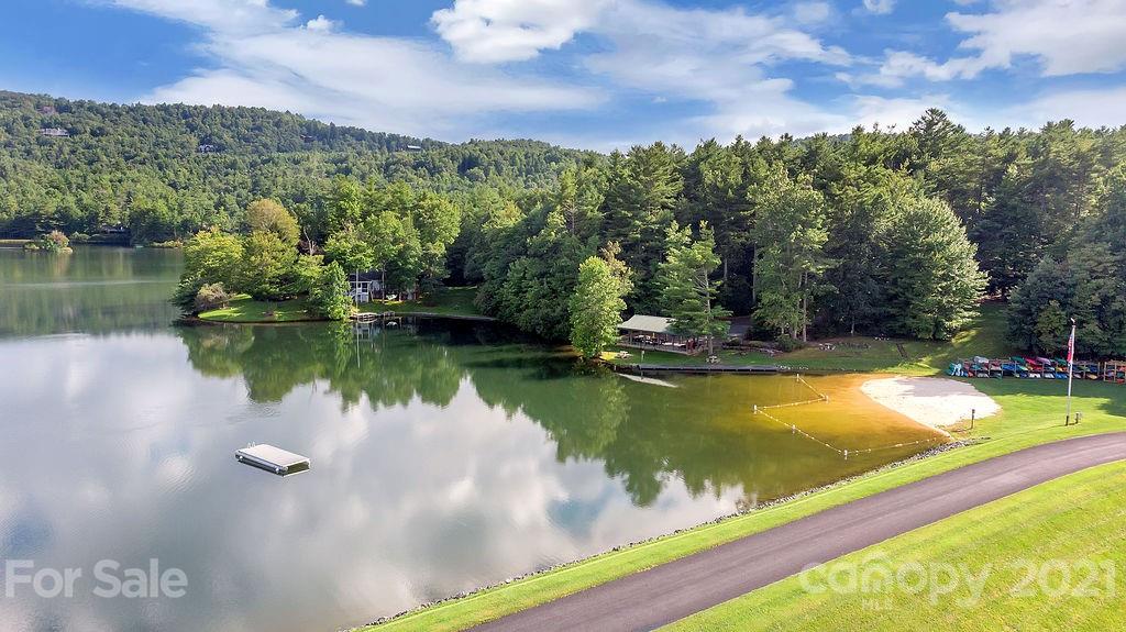 213 Walnut Ridge Road, Unit 213 Brevard, NC 28712 - Photo 11 of 15 Gallery Image 11