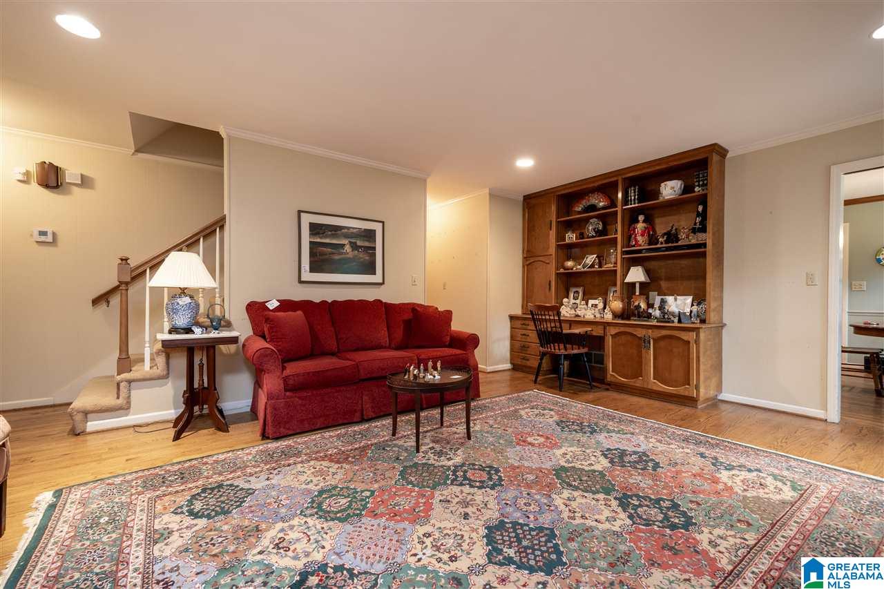 3844 North Woodridge Road Birmingham, AL 35223 - Photo 8 of 27