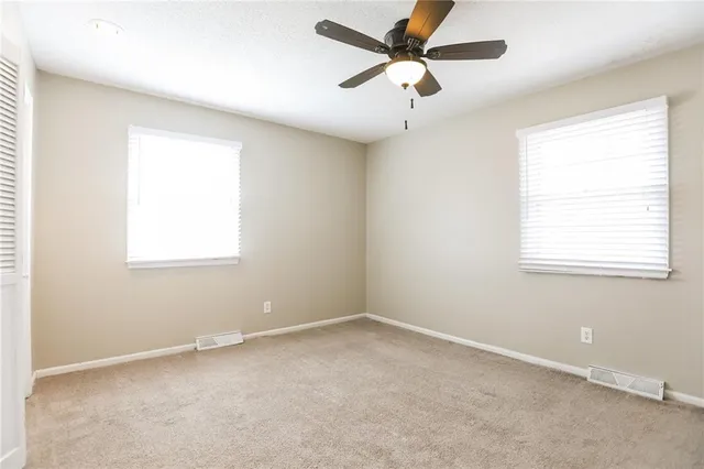 $2,110 | 5820 Northwest Aspen Lane, Kansas City, MO 64152