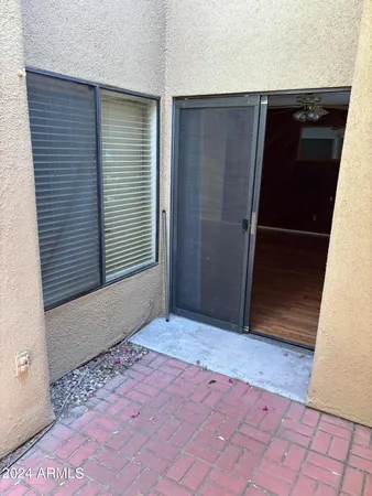 $180,000 | 1432 West Emerald Avenue, Unit 4, Mesa, AZ 85202