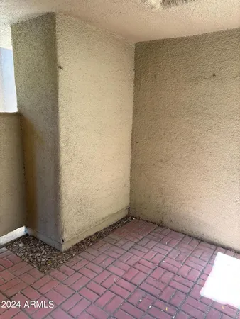 $180,000 | 1432 West Emerald Avenue, Unit 4, Mesa, AZ 85202