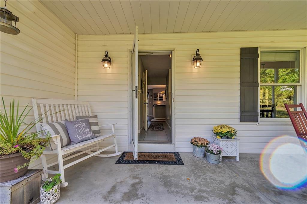 537 Cecil-Henderson Road Cecil, PA 15321 - Photo 2 of 25