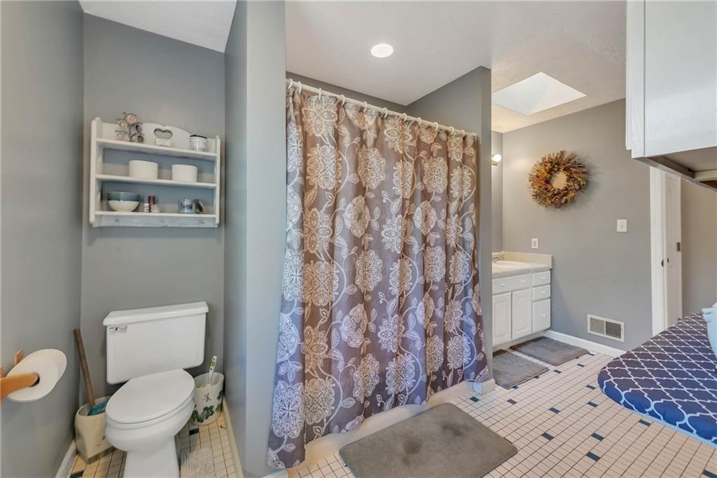 537 Cecil-Henderson Road Cecil, PA 15321 - Photo 17 of 25