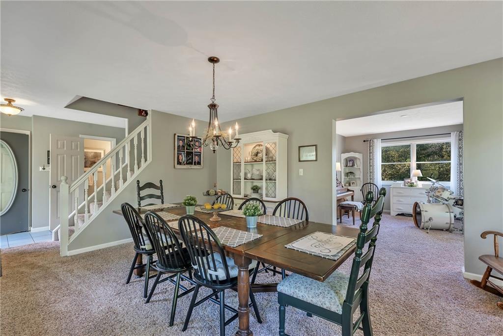 537 Cecil-Henderson Road Cecil, PA 15321 - Photo 5 of 25