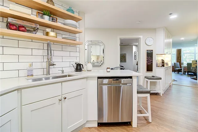 $2,000 | 2 School Street, Unit 236, Lincoln, RI 02802