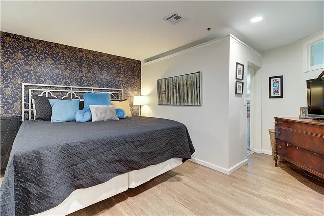 $2,000 | 2 School Street, Unit 236, Lincoln, RI 02802