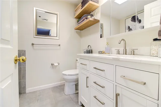 $2,000 | 2 School Street, Unit 236, Lincoln, RI 02802