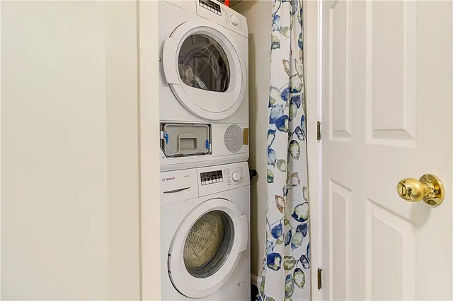 $2,000 | 2 School Street, Unit 236, Lincoln, RI 02802