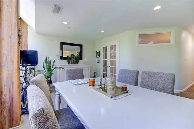 $2,000 | 2 School Street, Unit 236, Lincoln, RI 02802