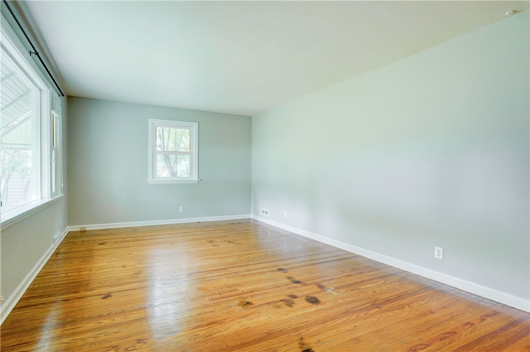 272 Cinnabar Road Irondequoit, NY 14617 - Photo 11 of 28 Gallery Image 11