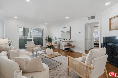 $749,000 | 1242 South Barrington Avenue, Unit 205, Los Angeles, CA 90025