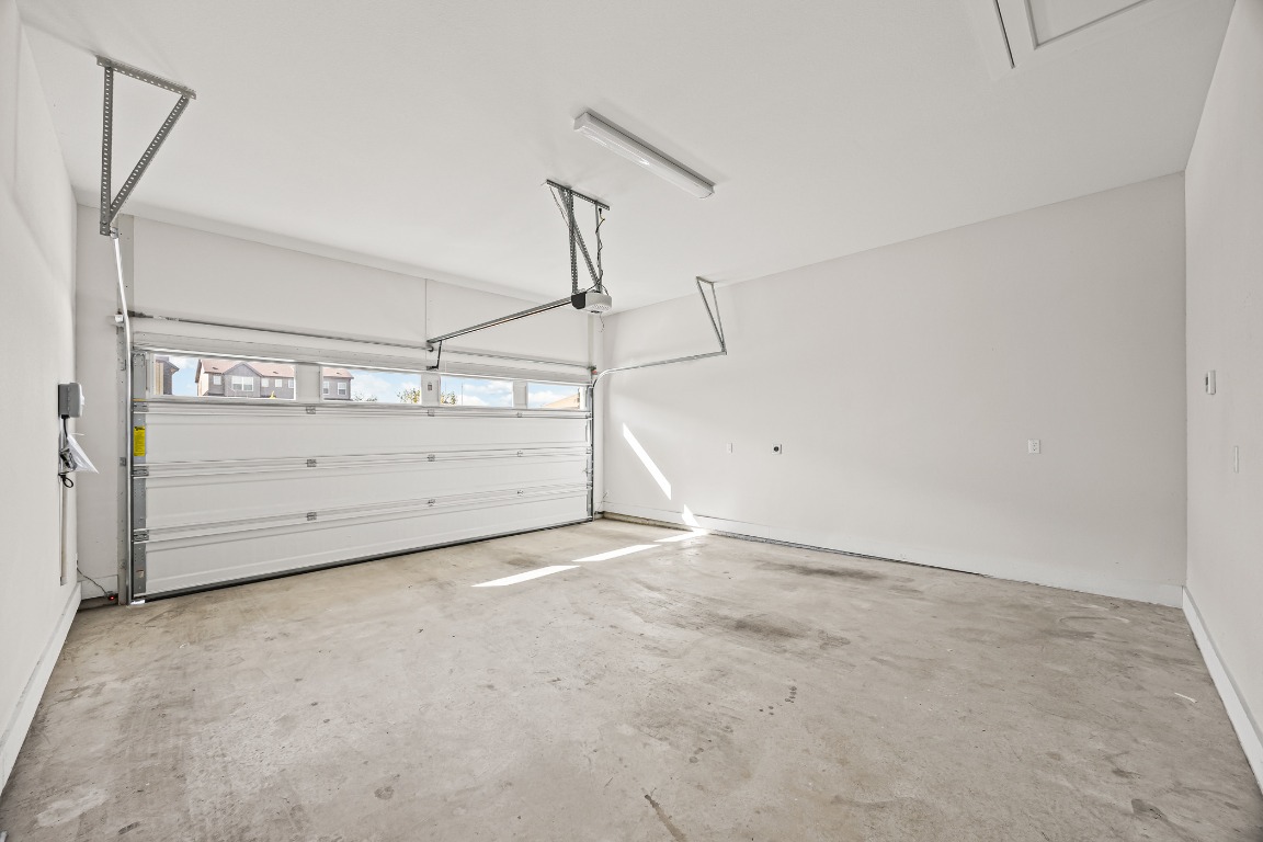 5806 Rangeland Road Austin, TX 78747 - Photo 30 of 33 a view of an empty room