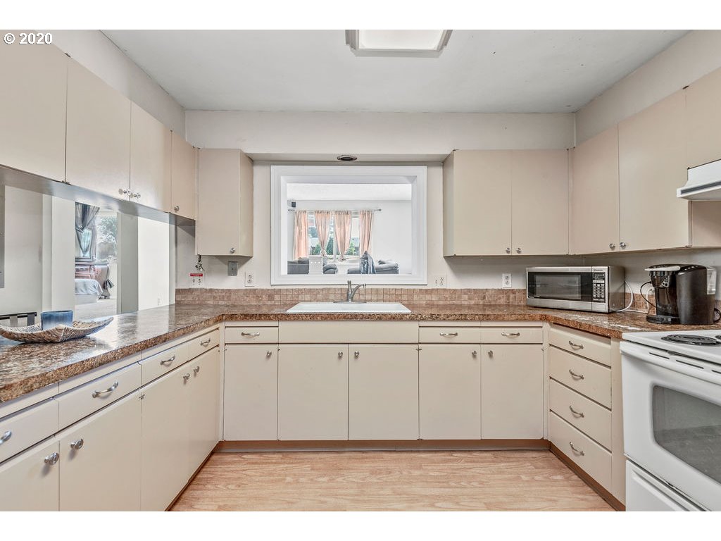 8 Burdick Place Longview, WA 98632 - Photo 7 of 23 Gallery Image 7