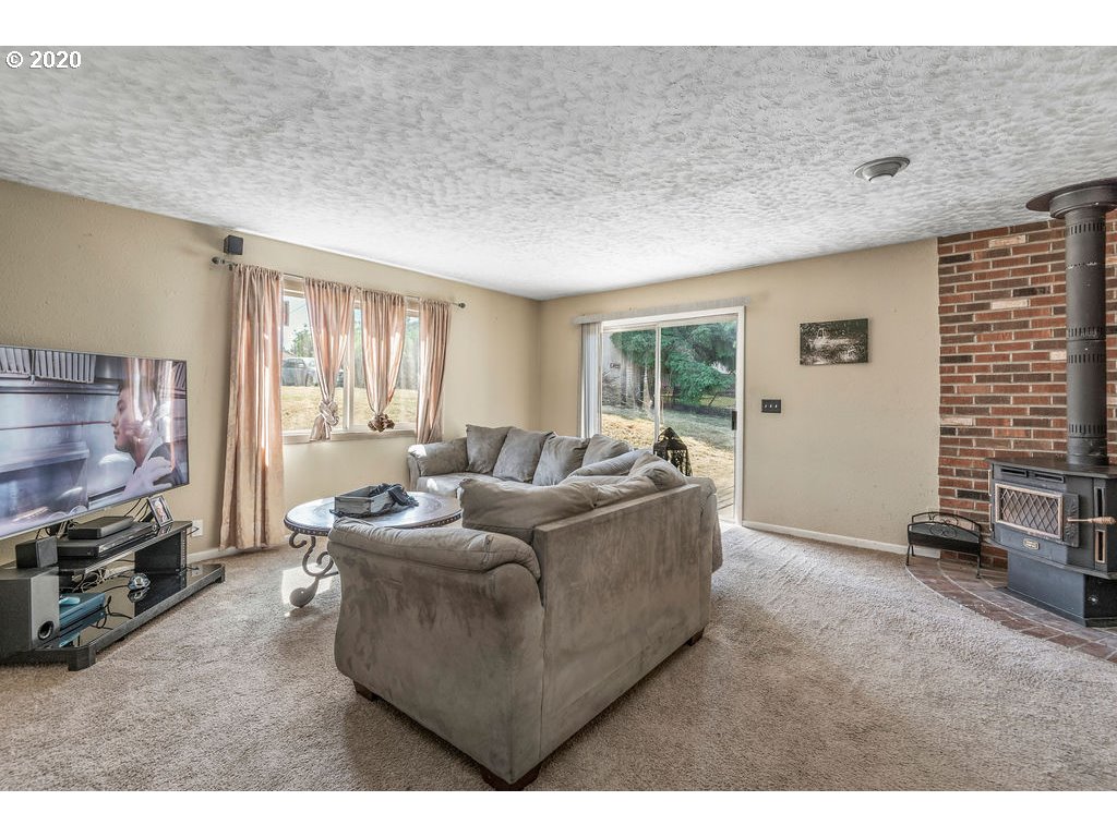 8 Burdick Place Longview, WA 98632 - Photo 9 of 23 Gallery Image 9
