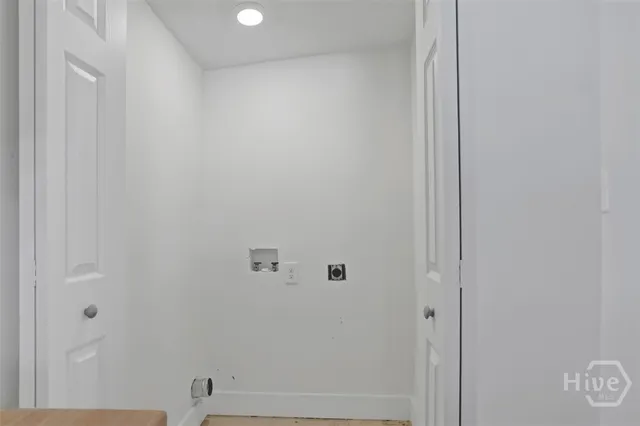 $1,900 | 636 West 48th Street, Savannah, GA 31405