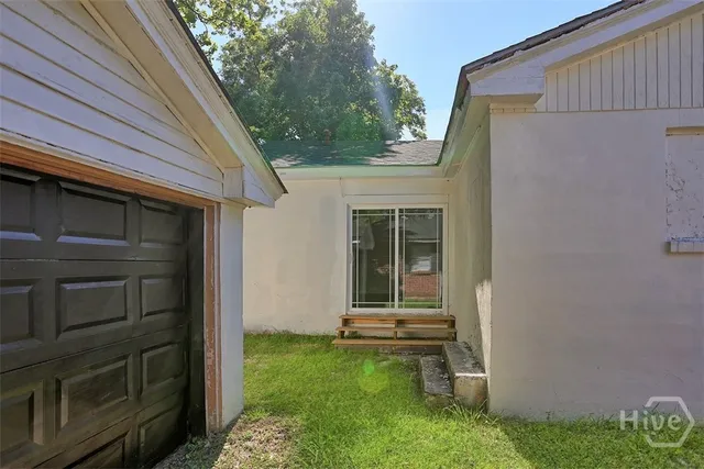 $1,900 | 636 West 48th Street, Savannah, GA 31405