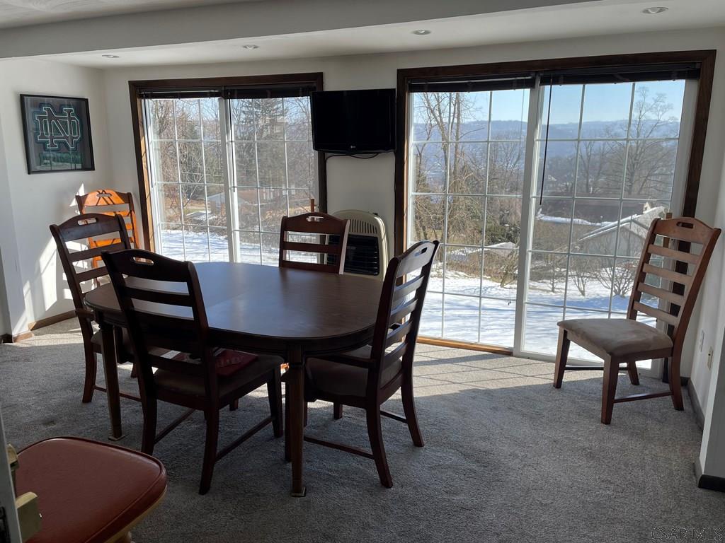 256 Hershberger Road Johnstown, PA 15905 - Photo 7 of 36