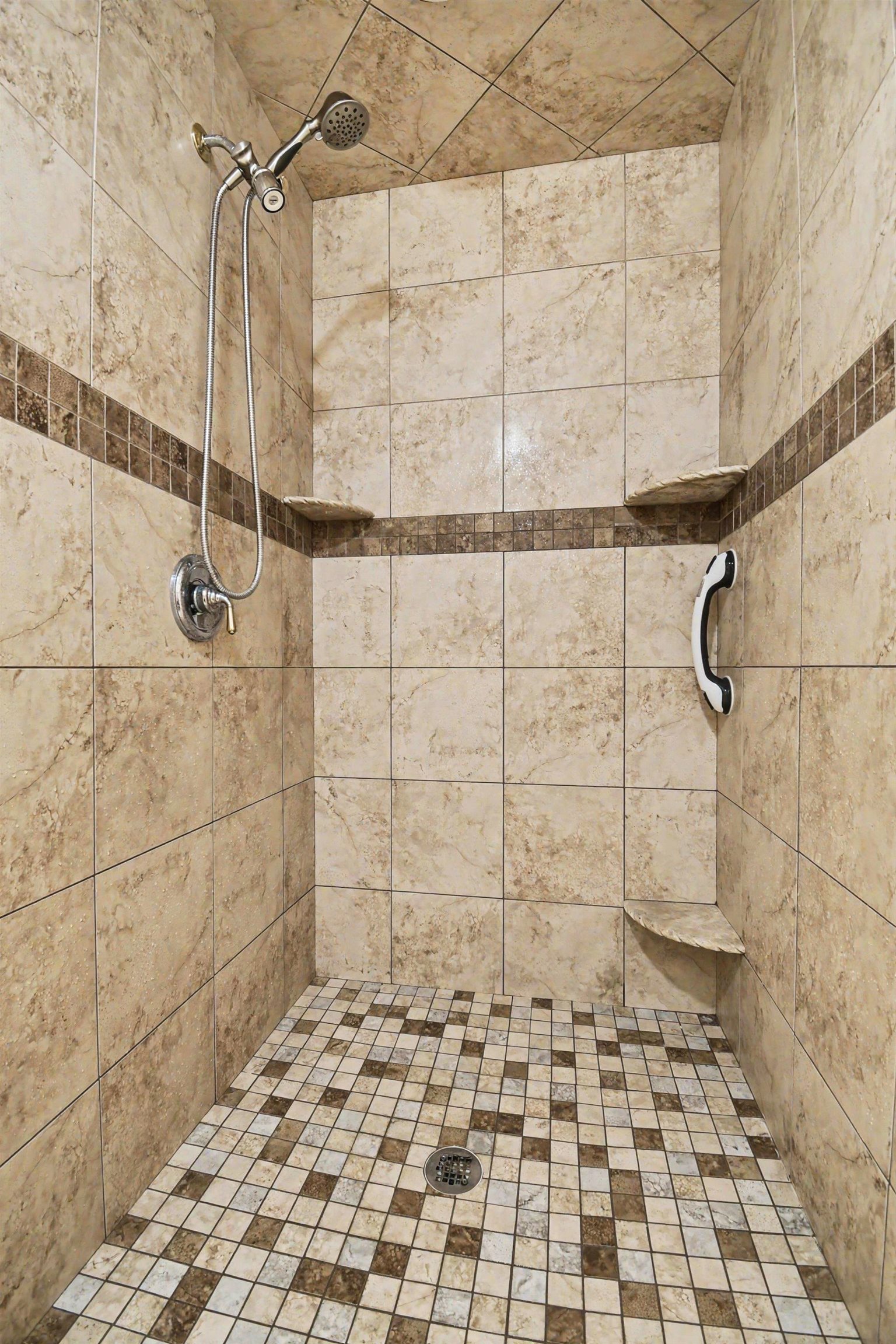 2861 Midland Road Saginaw, MI 48603 - Photo 16 of 30