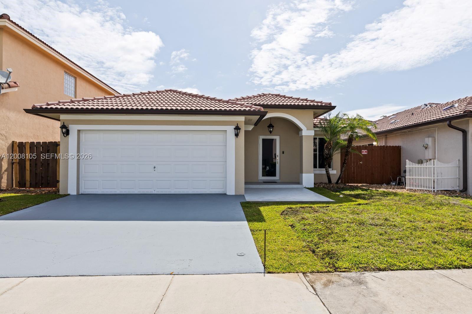 21505 Southwest 89th Path Cutler Bay, FL 33189 - Photo 3 of 23