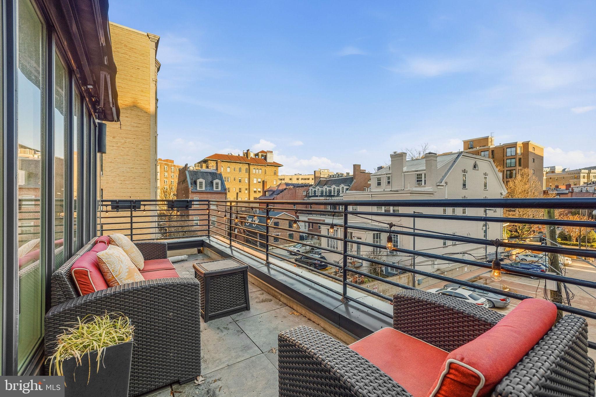2012 Kalorama Road Northwest, Unit 8 Washington, DC 20009 - Photo 24 of 25 a view of a balcony with city view