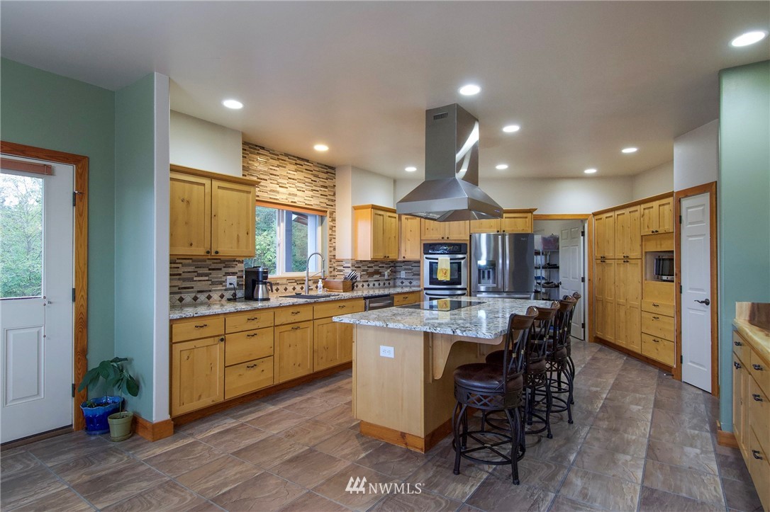 2086 Old Gardiner Road Sequim, WA 98382 - Photo 11 of 40 Gallery Image 11